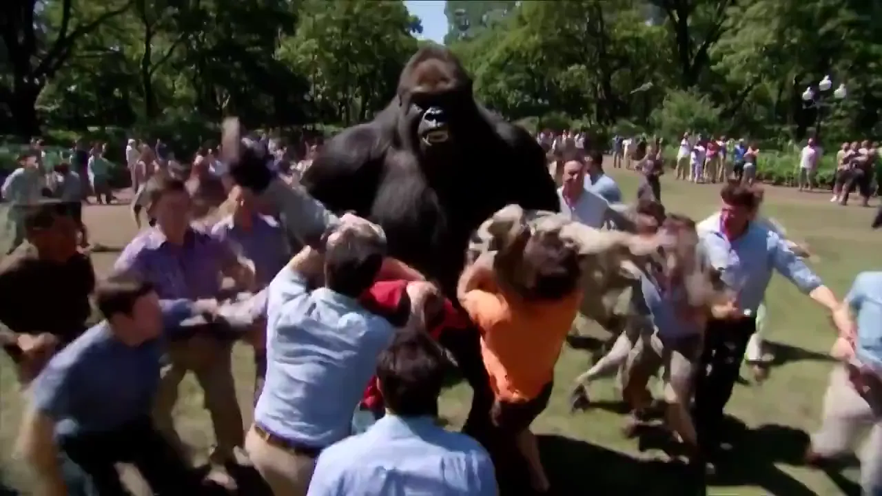 #Veo3 1 gorilla vs 100 men in central park